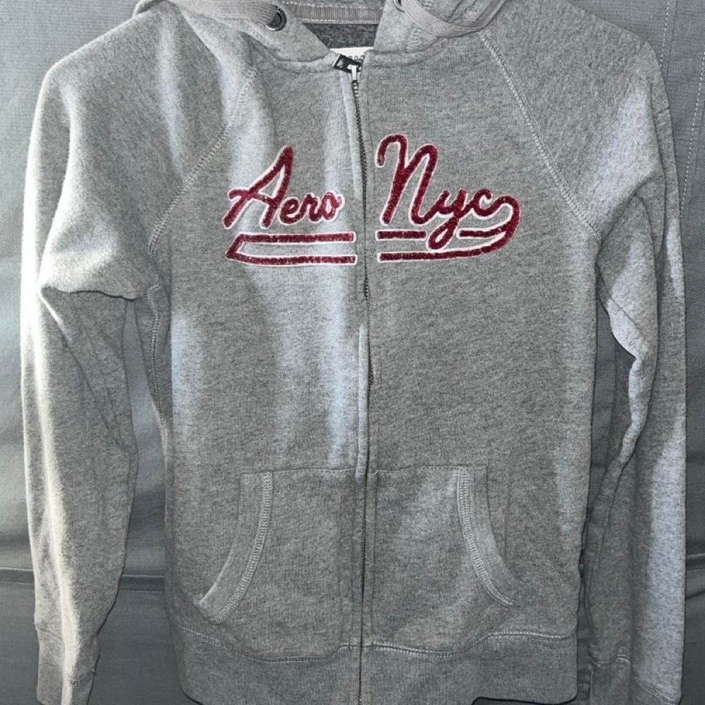 Gray Aeropostale zip up hoodie with red 'Aero NYC' logo, size S